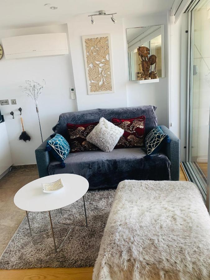Luxe Studio Seconds From The Marina And City Centre Apartamento Gibraltar Exterior foto